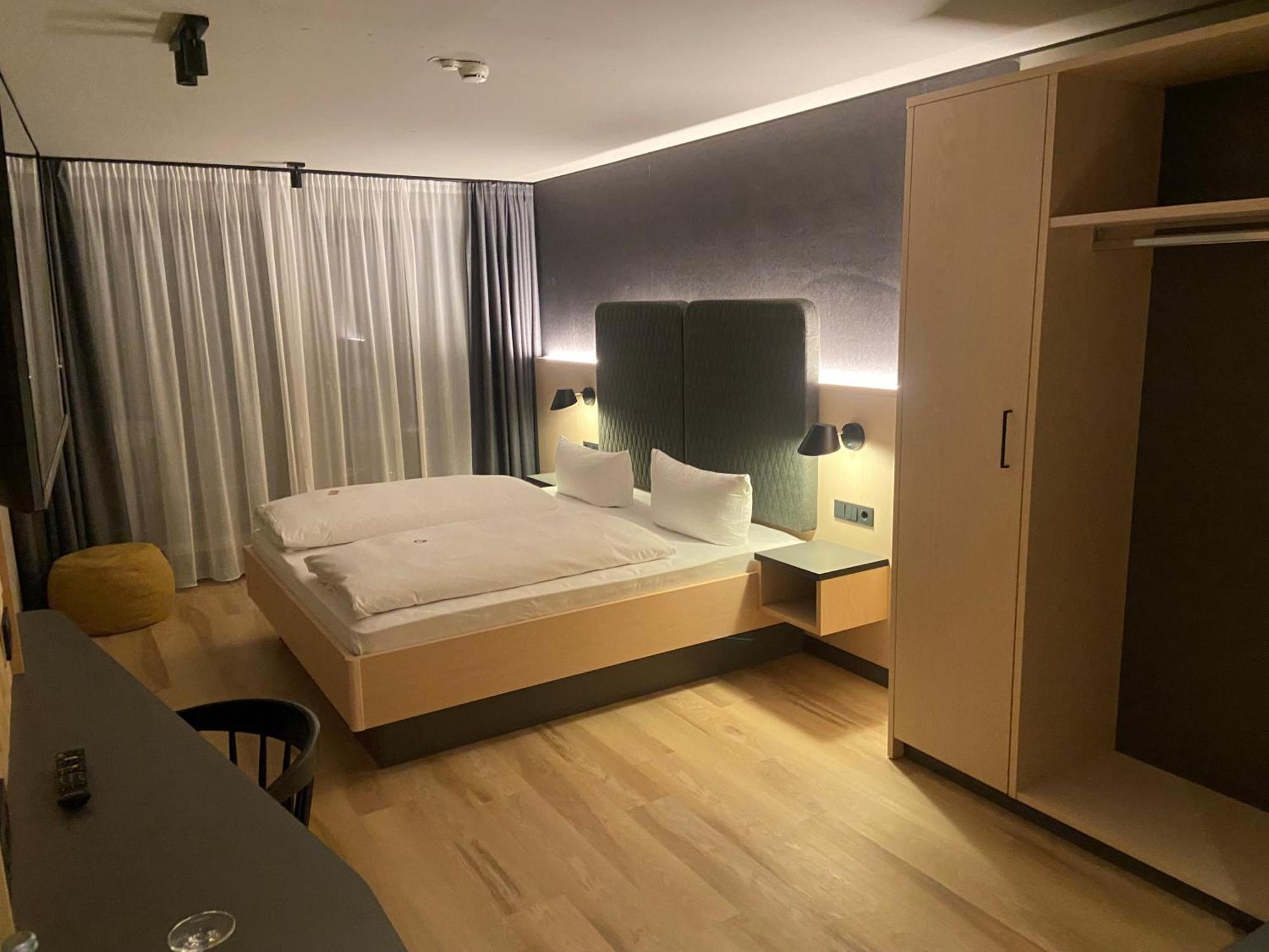 Hotel Zum Goldenen Hirsch Sonthofen Bagian luar foto